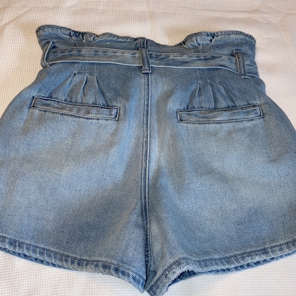 American Eagle paperbag belted waist mom shorts 2 - Picture 7 of 12